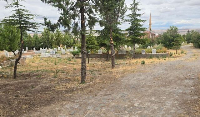 Göynük’te örnek dayanışma: Köyün ortak alanlarını gönüllü olarak temizlediler