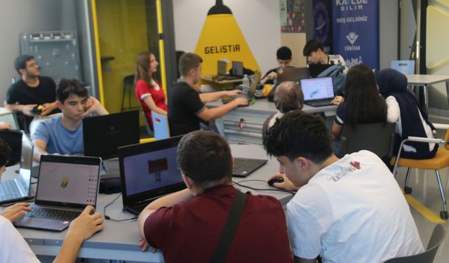 NEVÜ’de 42 öğrenciye teknoloji eğitimi: Yapay zekâdan Arduino’ya