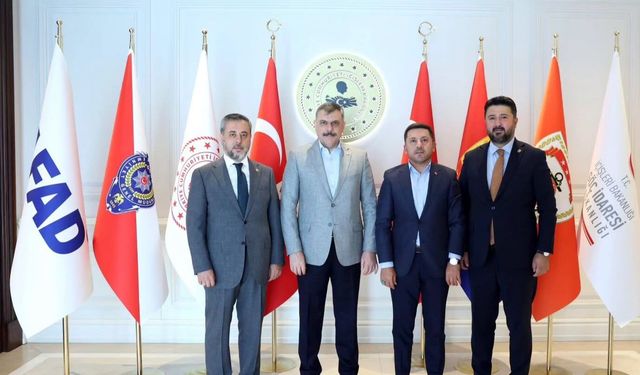 Nevşehir heyeti Bakan Çiftçi ile görüştü