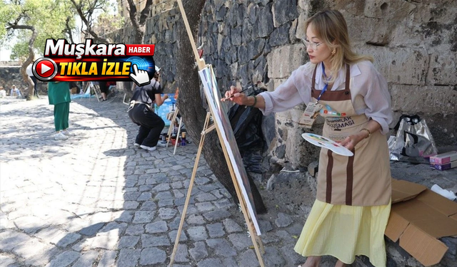17 ressam Nevşehir Kalesi’nde Kapadokya’yı tuvale taşıdı