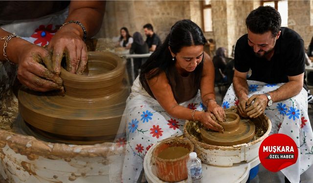 Nevşehir’de çamurun başına geçenler ustalara taş çıkardı