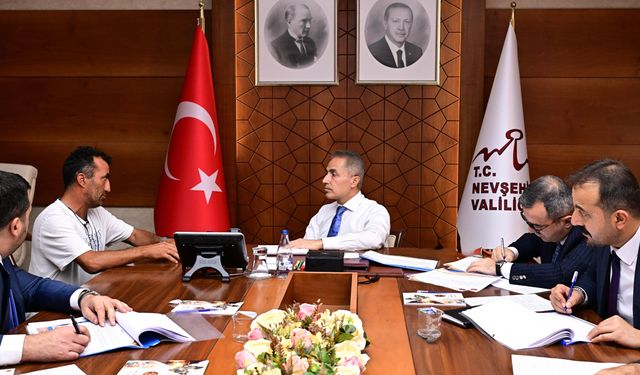 Vali Kök, halk günü’nde taleplere çözüm için talimat verdi