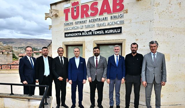 Kapadokya turizmi masaya yatırıldı: Vali Kök sektörle görüştü