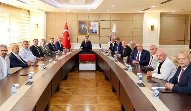 Basın temsilcilerinden Karabük Valisi'ne ziyaret