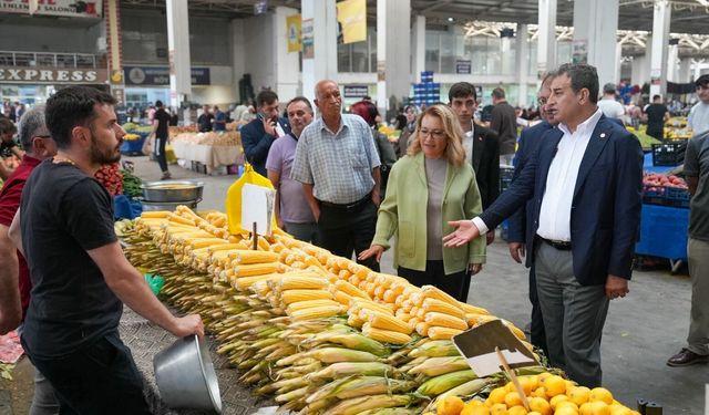 Yeni Parti Nevşehir’de sahaya indi: Esnaf ve vatandaşları dinledi