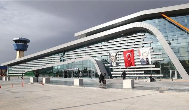 Kapadokya Havalimanı’nda yolcu sayısı 100 bin sınırına dayandı