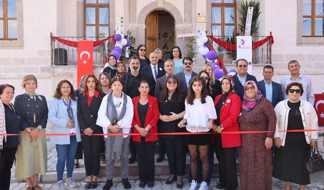 Ürgüp’te tarihi okul kadınların üretim merkezine dönüştü!