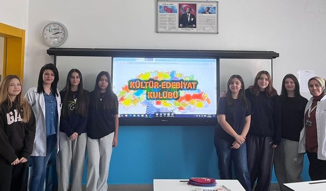 Simya Koleji’nde öğrenciler sosyal kulüplerde buluşuyor