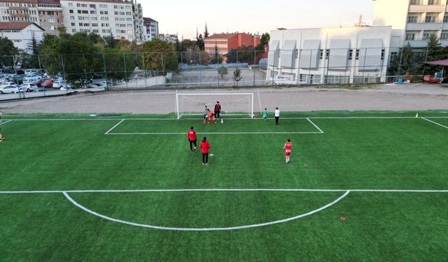 Nevşehir’de geleceğin yıldızları sahaya çıktı! Genç yetenekler yarıştı