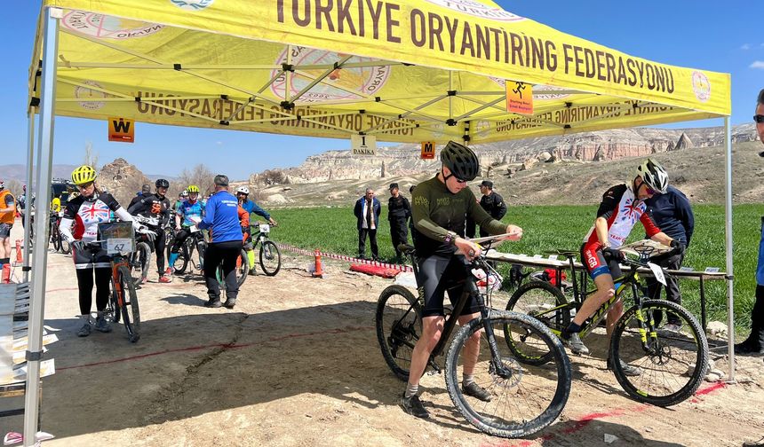 Bisikletle oryantiring yarışları Kapadokya'da devam ediyor