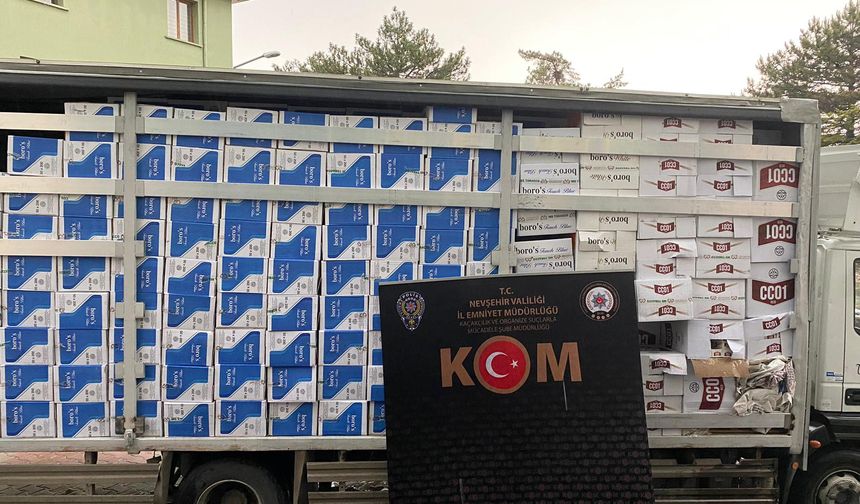 Bir tırda 8 milyon makaron ele geçirildi