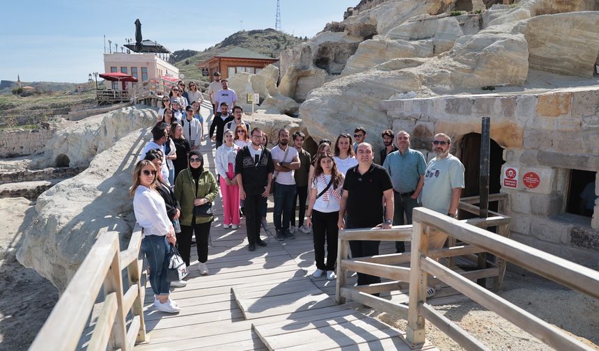 Turizm Fakültesi öğrencileri Kayaşehir’i gezdi