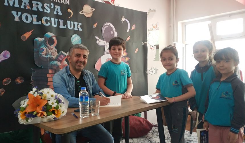 Yazar İsrafil Baran, minik okurlarıyla buluştu