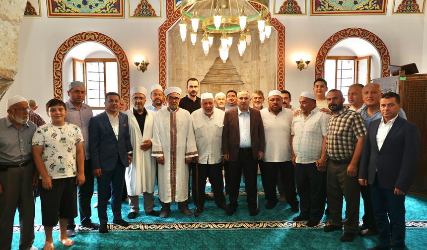 Nevşehir protokolü cuma namazını Aşağı Bekdik Camiinde kıldı