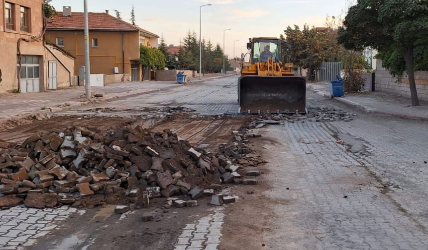 Derinkuyu caddeleri sıcak asfalta kavuşuyor