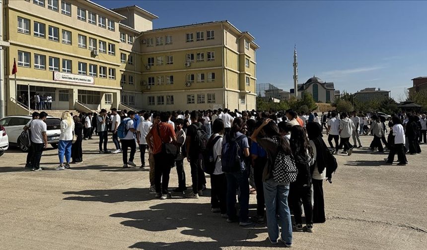 5,9 büyüklüğünde deprem meydana geldi