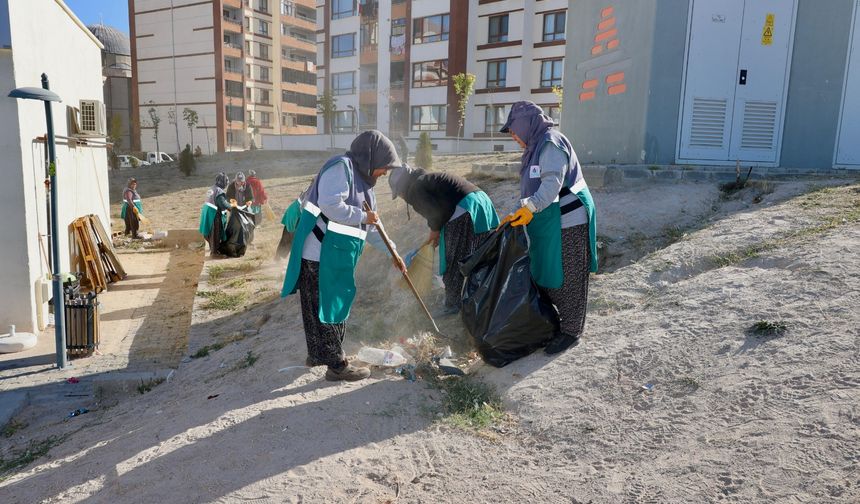 Belediye ekipleri Nevşehir için kolları sıvadı