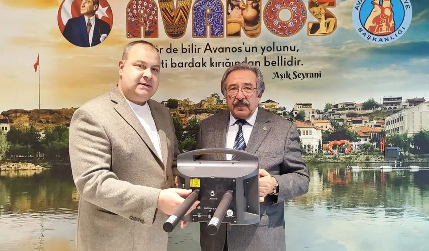 Başbuğ’dan Avanos Belediyesine arama cihazı hediyesi