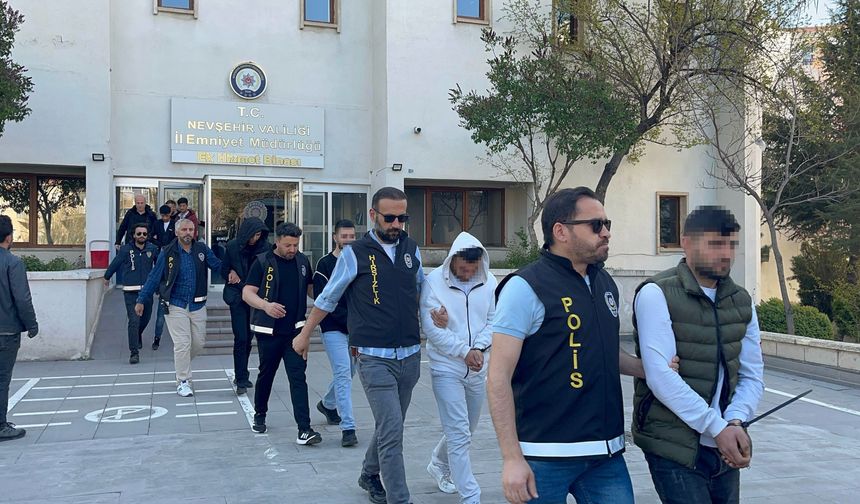 PKK’ya fon sağlayan çeteye tutuklama