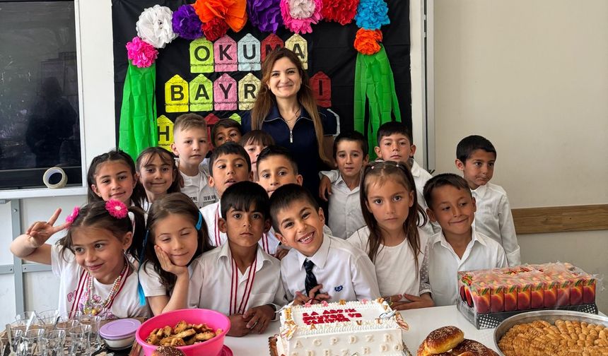 Minik öğrencilerin okuma bayramı şöleni