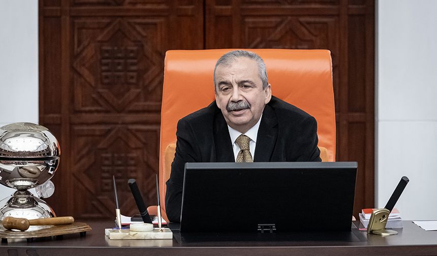 Sırrı Süreyya Önder hayatını kaybetti