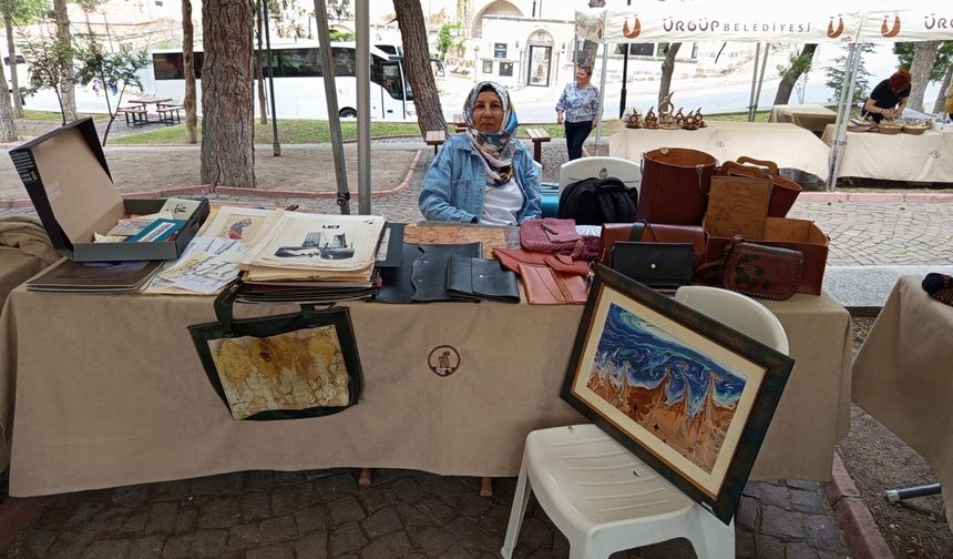 Ürgüp’te kadınlar el emeklerini sergiliyor