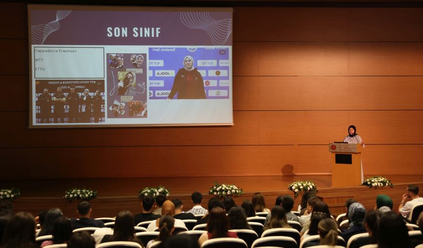 Öğrencilere uluslararası fırsatlar anlatıldı