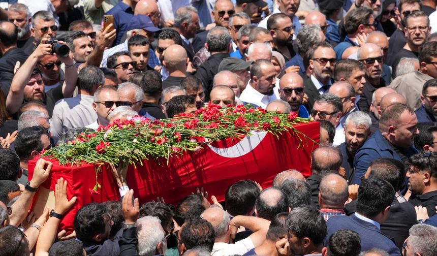 Ferdi Zeyrek son yolculuğuna uğurlandı