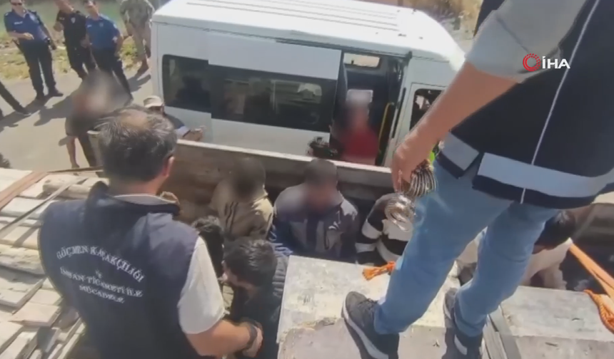 Göçmen kaçakçılarına darbe: 98 kişi tutuklandı
