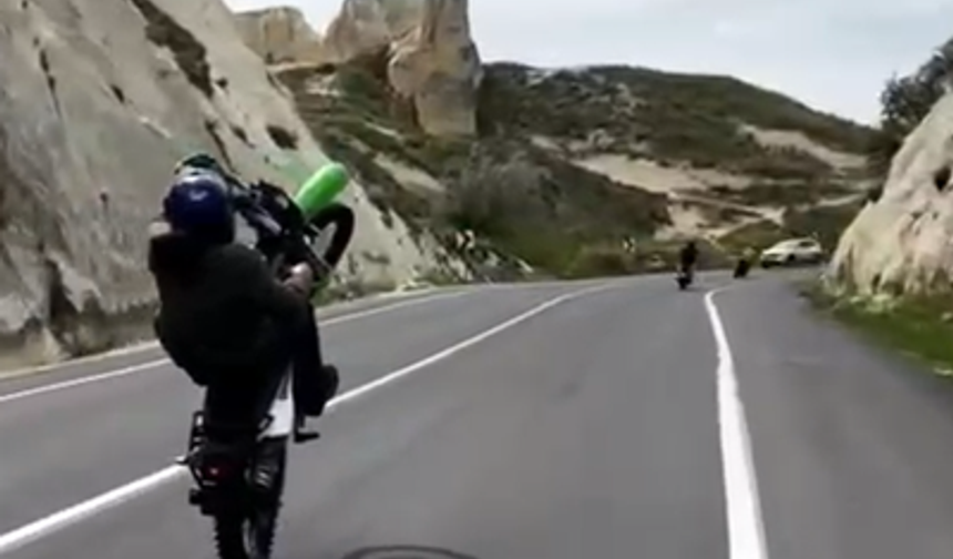 Motosiklet sürücüsü ceza üstüne ceza yedi