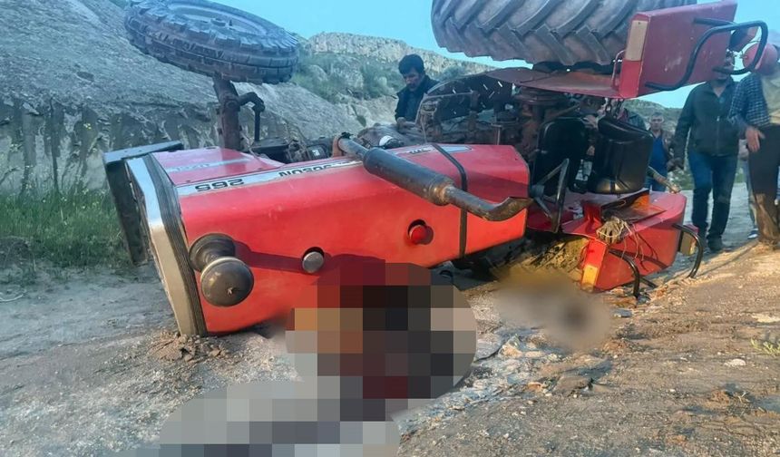 Devrilen traktörün altında kaldı: 1 ölü