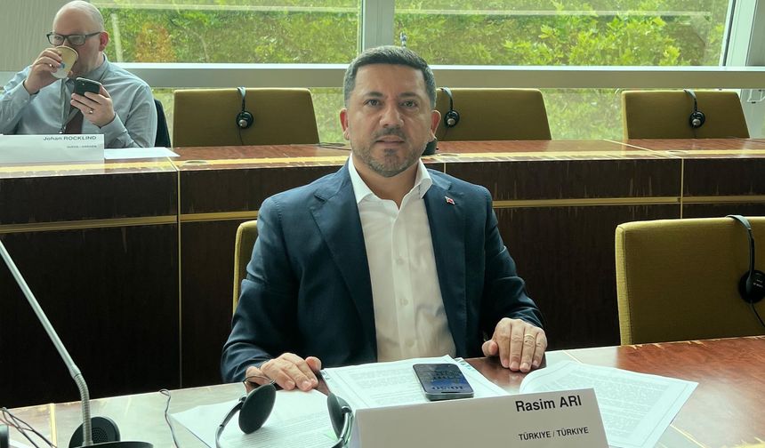Başkan Arı, Fransa'da Gazzeli çocuklar için konuştu
