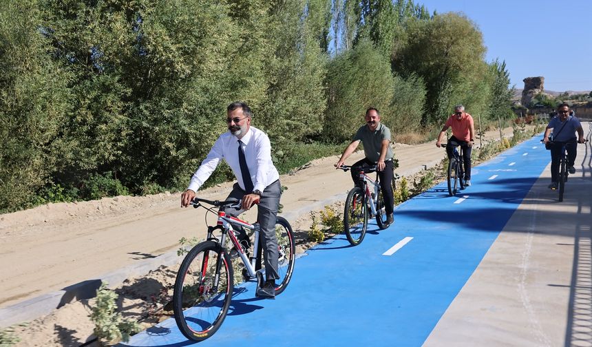 Ürgüp’te yürüyüş ve bisiklet yolu açıldı