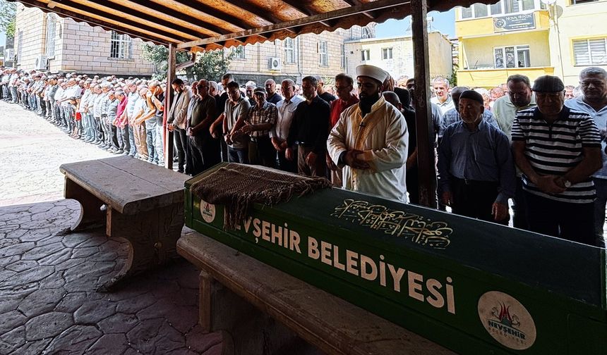 Leman Dirikoç son yolculuğuna uğurlandı