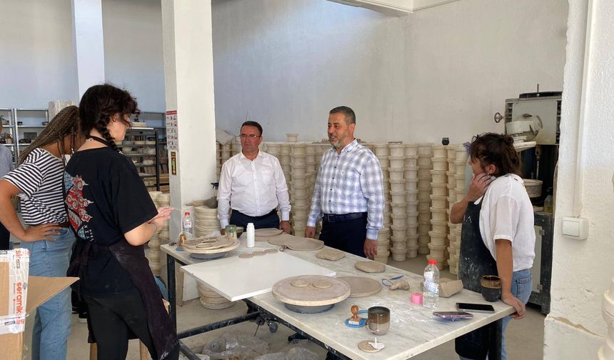 Milletvekili Özgün esnaflarla görüştü