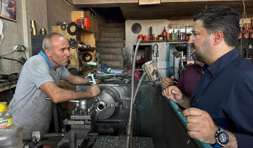 Milletvekili Çalışkan esnaflarla bir arada