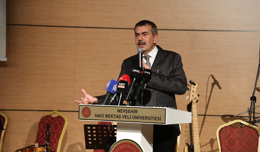 "Gençlerimize vatan sevgisini sanatla göstermek istiyoruz"