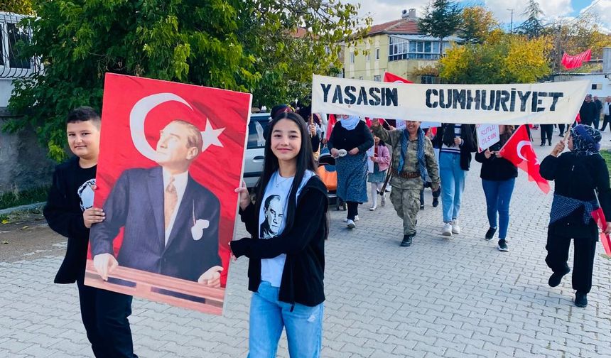 Köy halkı 29 Ekim’i coşkuyla kutladı