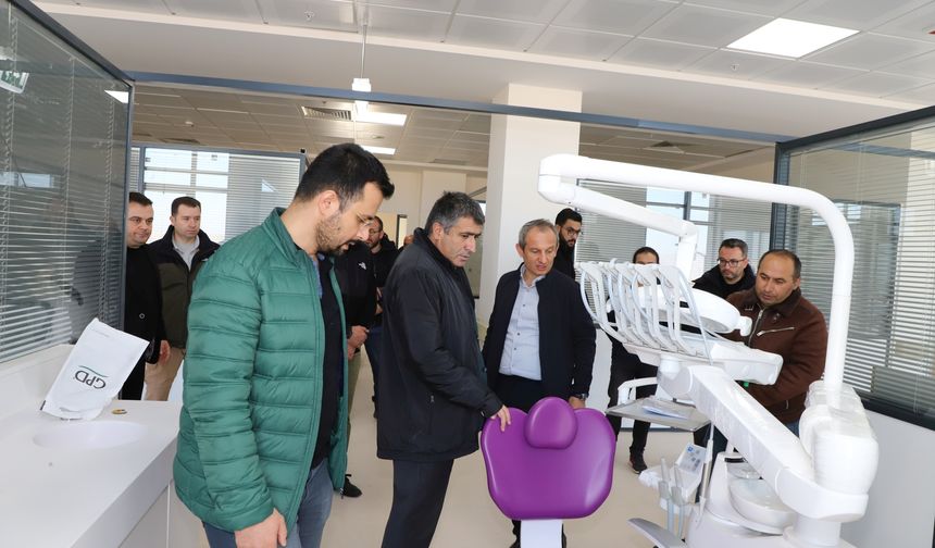 Rektör Aktekin yeni Diş Hekimliği Fakültesini inceledi