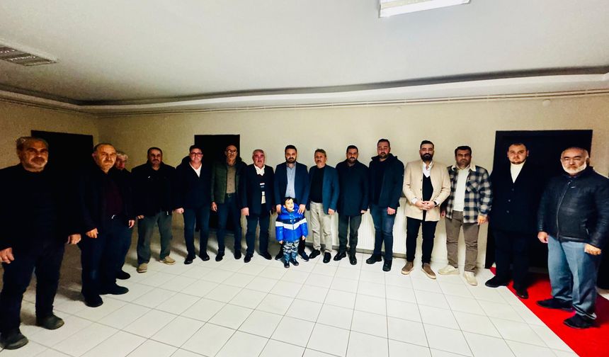 Ak Parti heyeti Özlüce’de vatandaşlarla buluştu