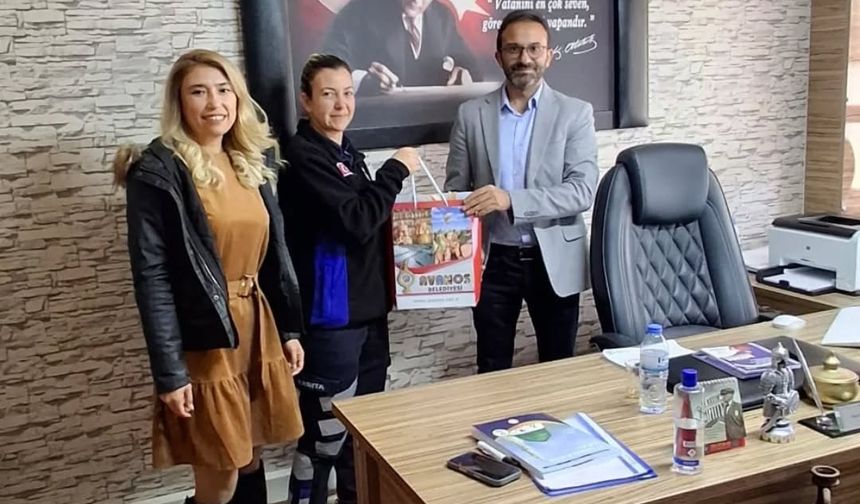 Başkan Sarıtaş’tan öğretmenlere jest