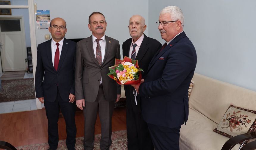 Nevşehir'de emekli öğretmenler unutulmadı