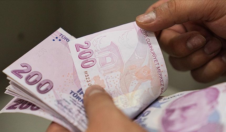 Burs/kredi alacak öğrenciler için ödemeler başladı