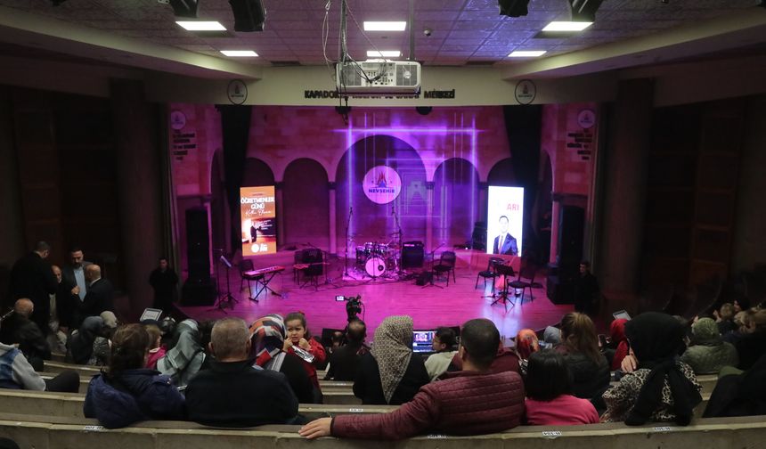 Nevşehir’de Öğretmenler Günü konserle kutlandı