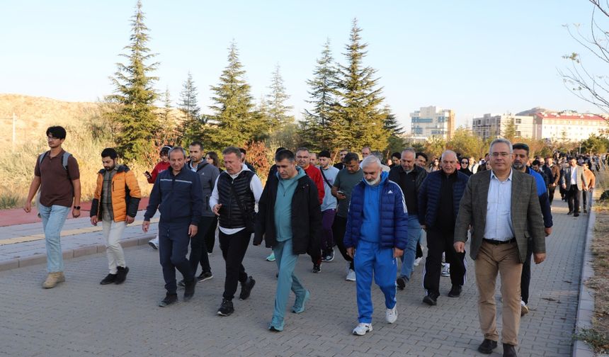 Adım Adım Sağlığa Birlikte Yürüyelim etkinliği düzenlendi