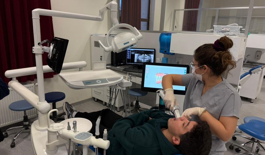 NEVÜ Diş Hekimliği Fakültesi Nevşehir’de yeni standart belirliyor