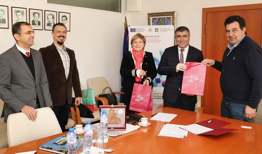 NEVÜ, Bulgar üniversite ile akademik iş birliğine imza attı