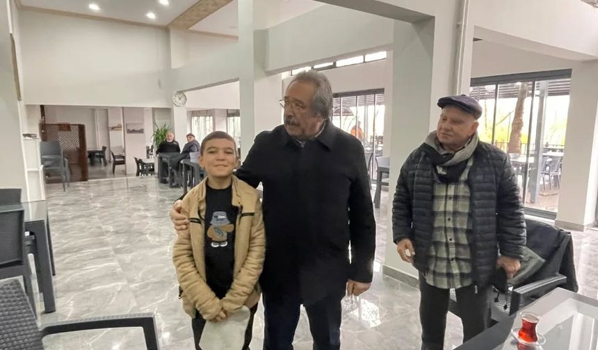 Başkan Sarıtaş vatandaşlarla buluşmasını sürdürüyor