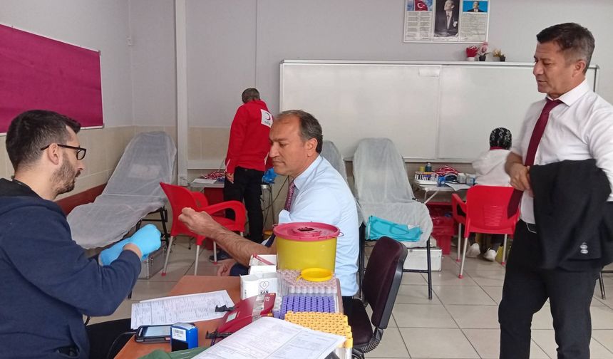 Cengiz Topel İlkokulu’nda kan bağışı seferberliği
