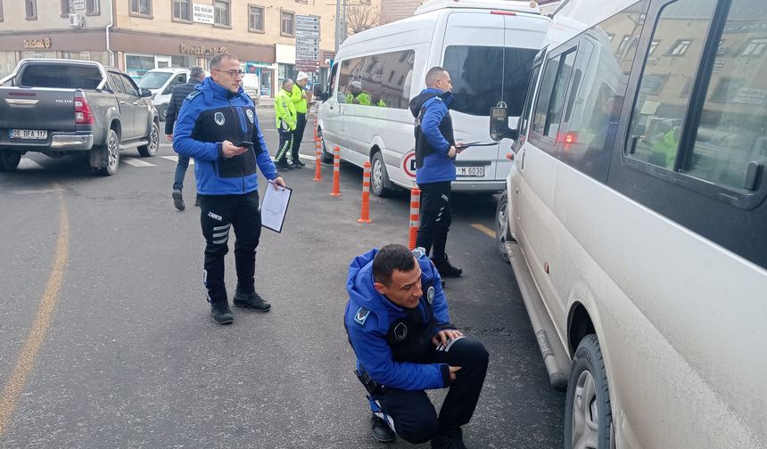 Ürgüp’te dolmuş ve servis araçlarına denetim